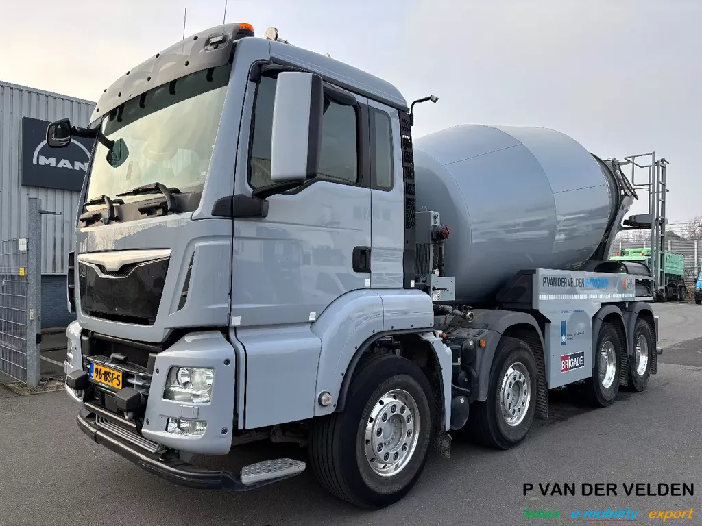 EMOSS EMOSS | 8x4 | 10m3 | Volledig elektrisch | 37 ton |