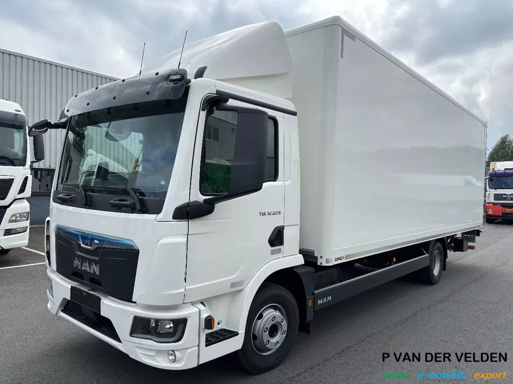 MAN TGL 12.220 | 4x2 | 2024 | laadklep 2.000 kg | toegang tot mileuzones |